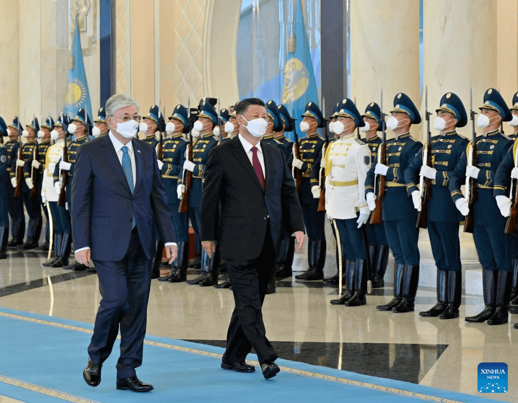 सारांश: चीनी राष्ट्रपति शी जिनपिंग की कज़ाख़स्तान यात्रा